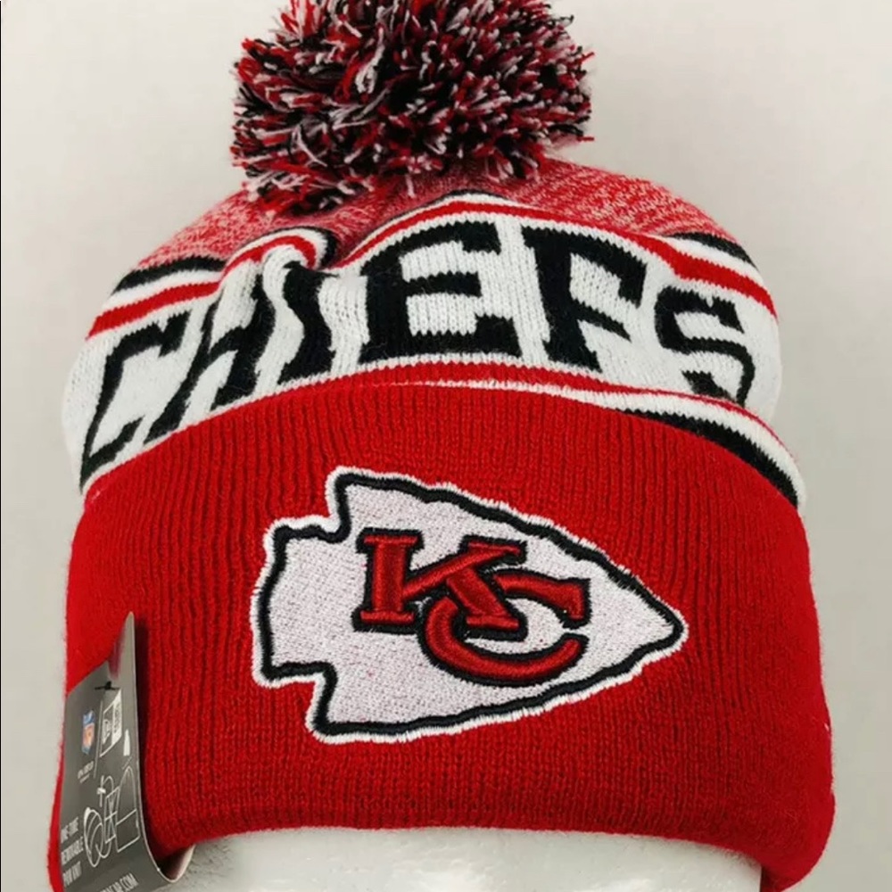 New NFL New Era Removable Pom On Field Kansas City Chiefs Knit Beanie Hat